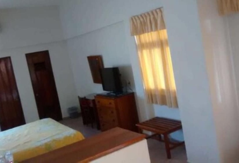 בית מלון כפרי Posada Del Sol