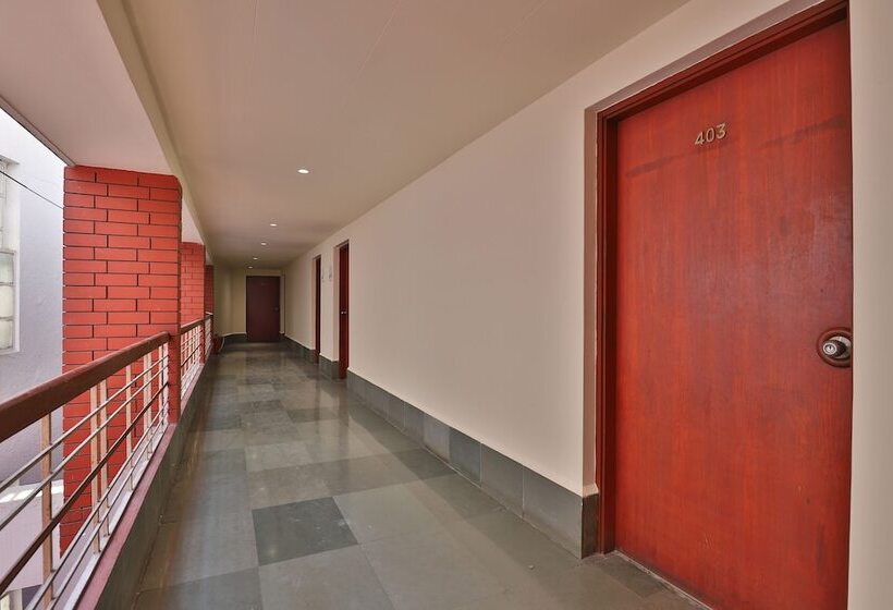 酒店 President By Oyo Rooms