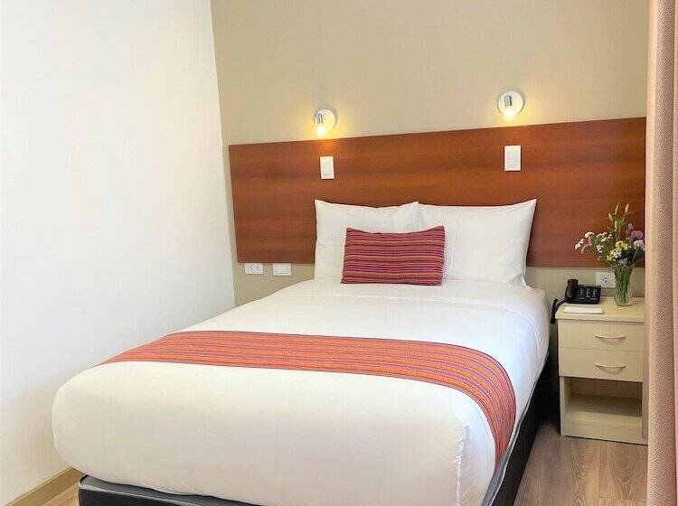 בית מלון כפרי San Pedro Plaza