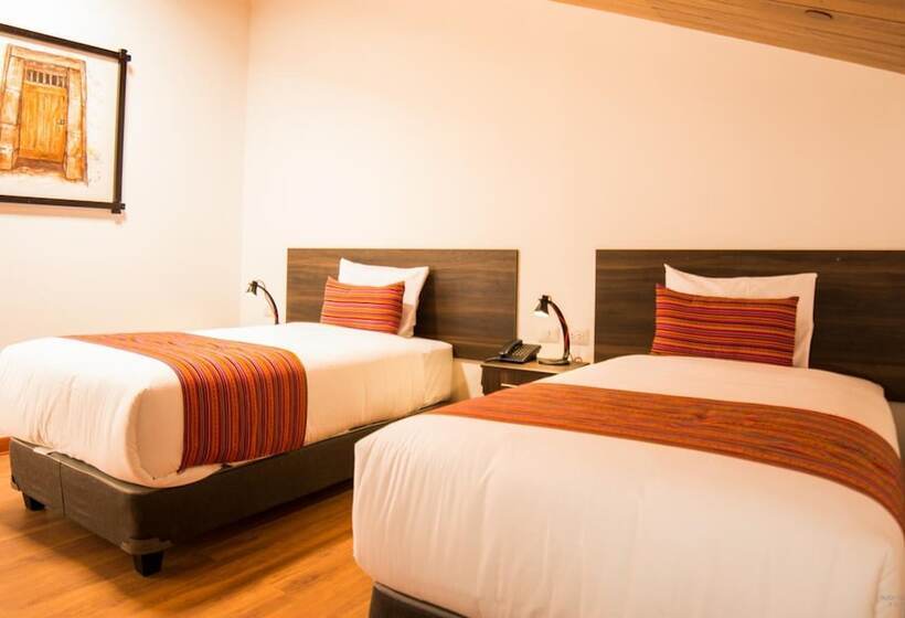 בית מלון כפרי San Pedro Plaza