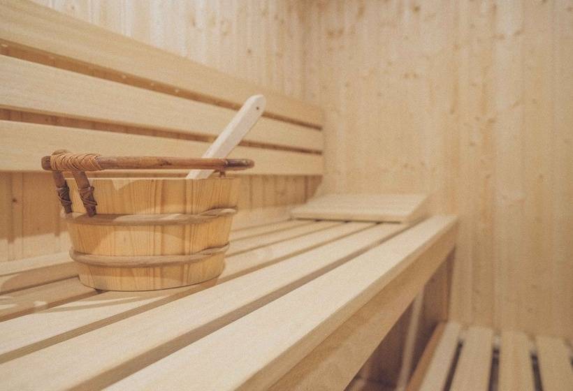 בית מלון כפרי The Palace At Osowa Sien