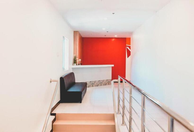 هتل Trip Inn Near Airport Or City Center