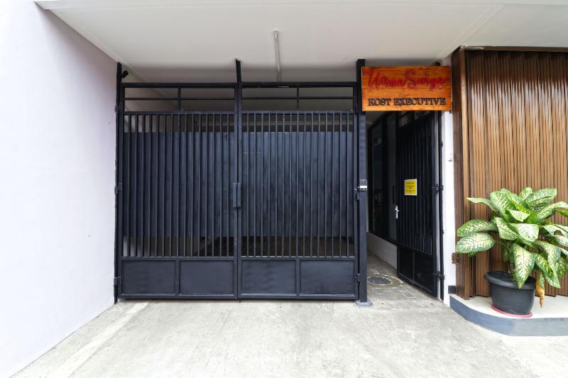 Отель Wisma Surya