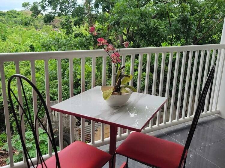 Hotel Wjv Inn Marigondon