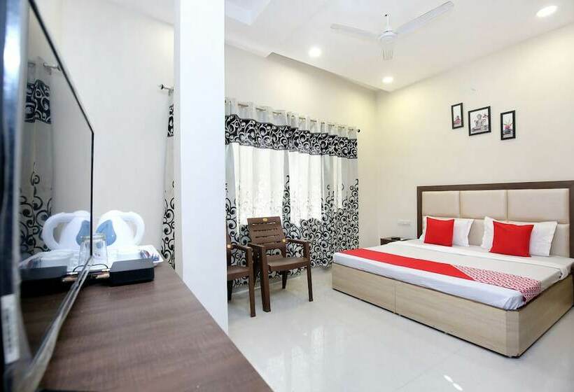 Oyo 24501 Hotel Forever Inn