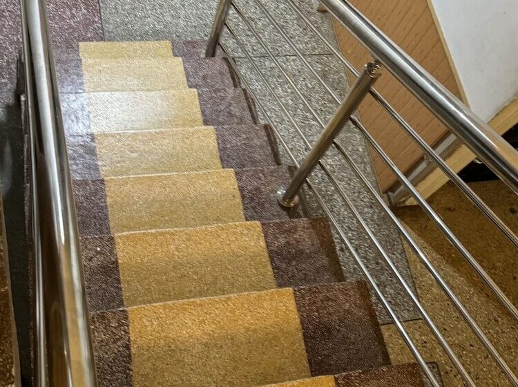 膳宿费 Larosa Executive Guest House