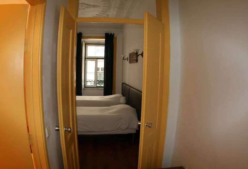 پانسیون Mana Guest House