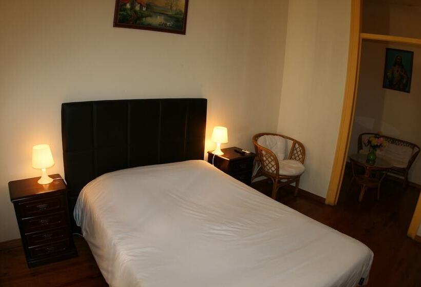 پانسیون Mana Guest House