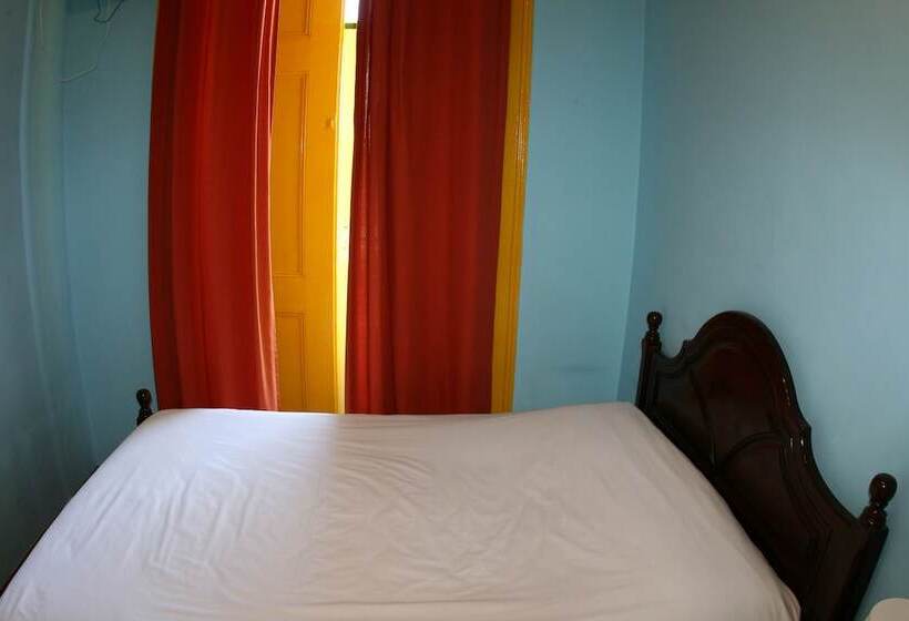 پانسیون Mana Guest House