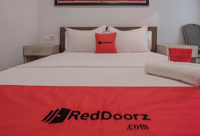 پانسیون Reddoorz Syariah Plus @ Banjarbaru
