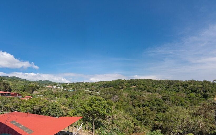 Que Tuanis Hostel Monteverde