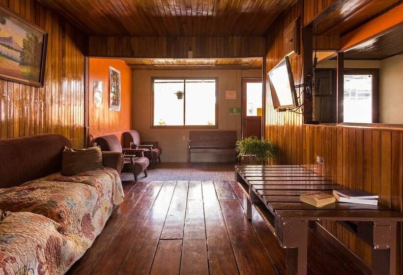 Que Tuanis Hostel Monteverde