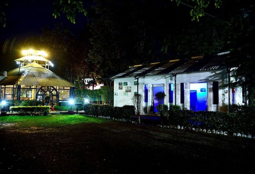 منتجع Sunita Corbett Retreat By Opensky