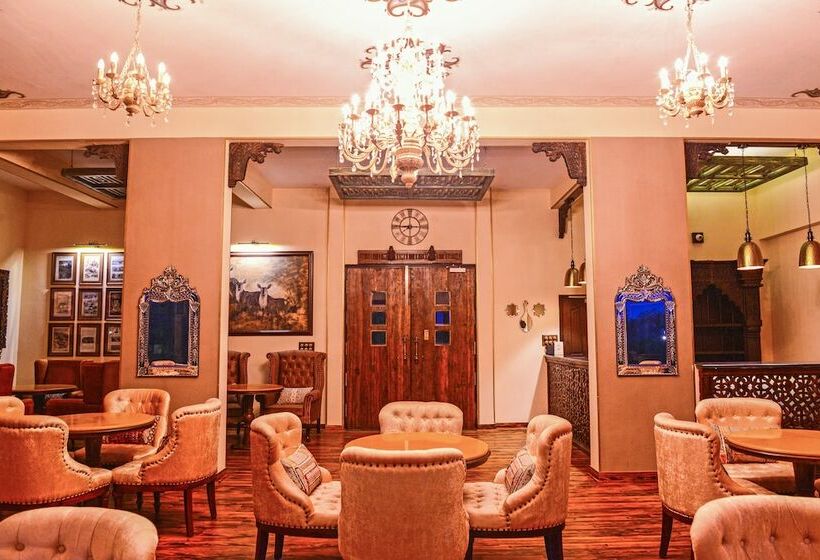 The Earth House Resort