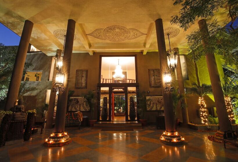 The Earth House Resort