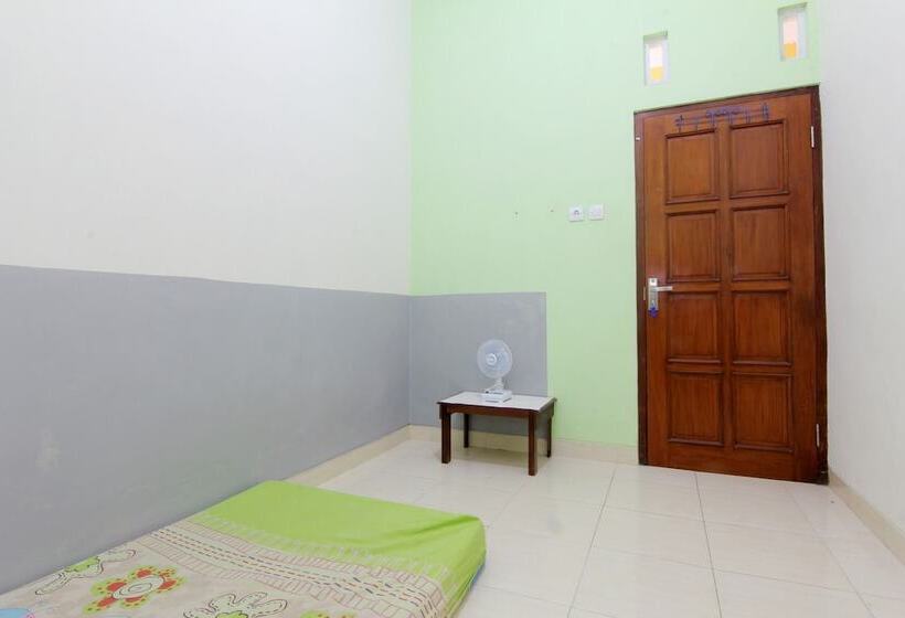 ユースホステル Griya Ardafa