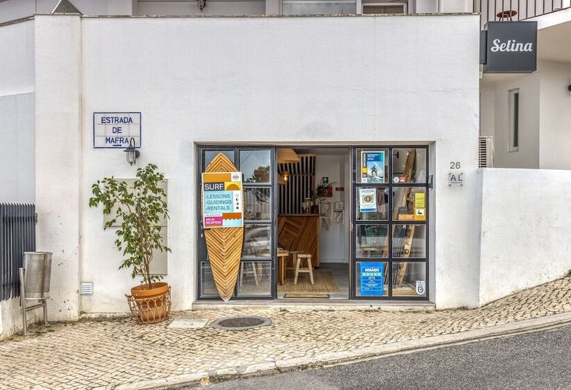 هاستل Selina Boavista Ericeira
