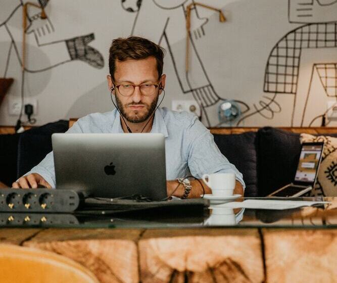 هاستل Selina Boavista Ericeira