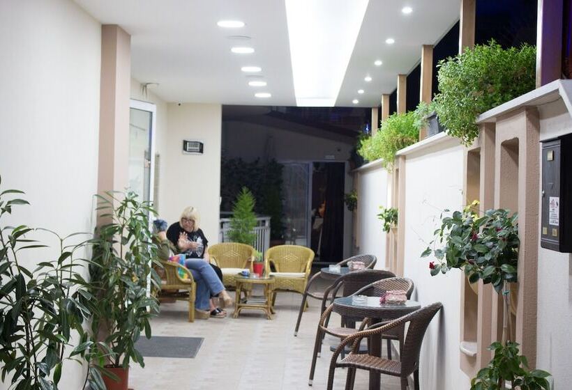 旅馆 Villa Pigasos