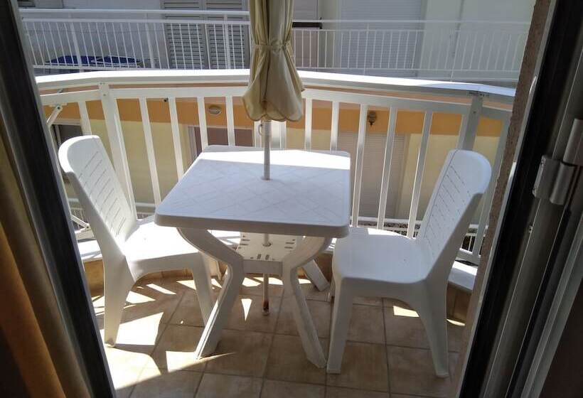 旅馆 Villa Pigasos