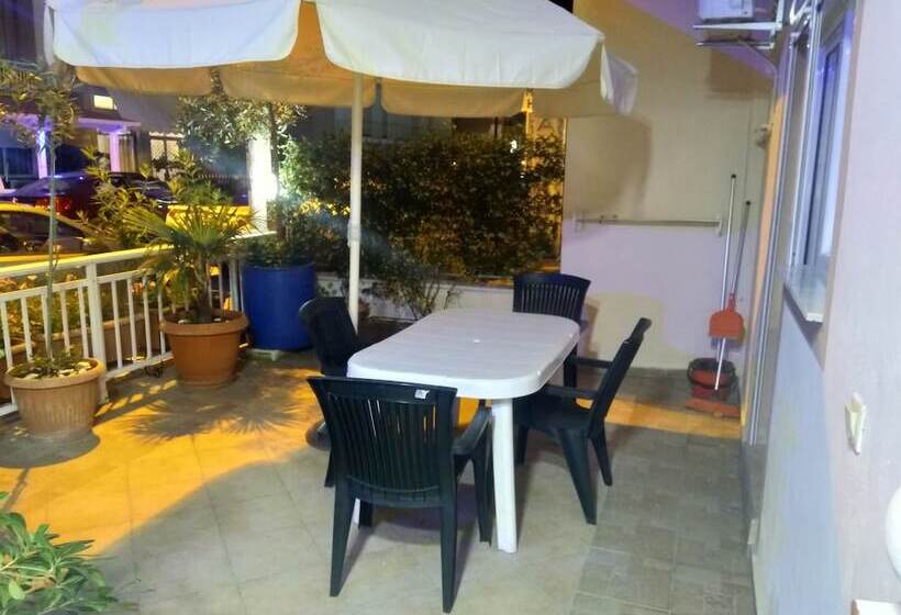 旅馆 Villa Pigasos