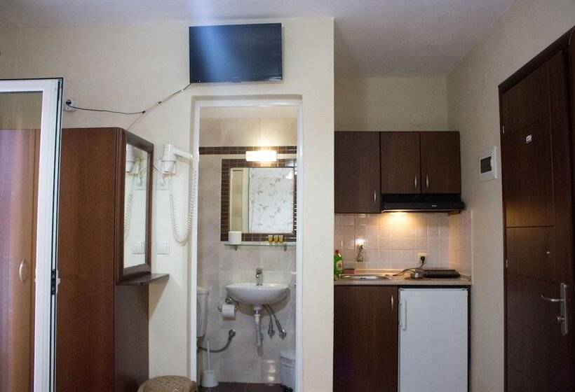 ユースホステル Villa Pigasos