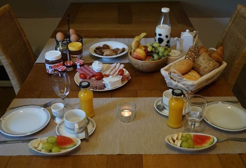 مبيت وإفطار De Loteling