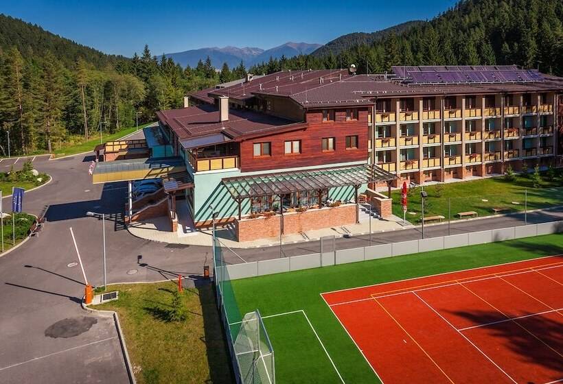 Отель Alexandra Wellness