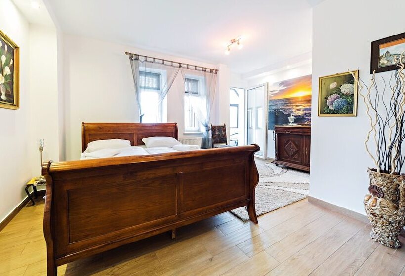 هتل Apartamenty Everysky Luxor Karkonoska