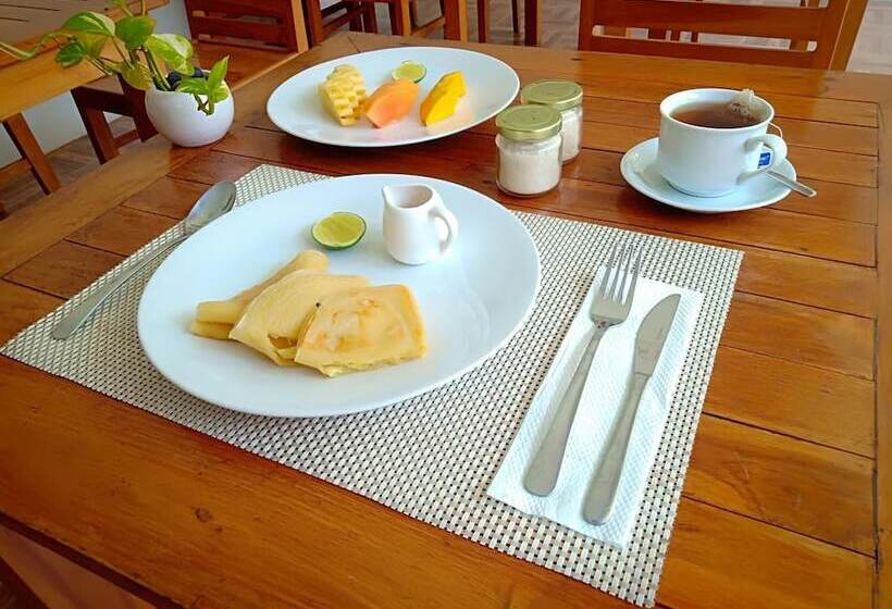 فندق Bale Datu Bungalow