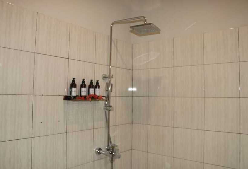 فندق Bale Datu Bungalow