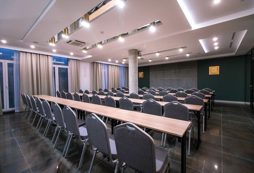 בית מלון כפרי Bulvar