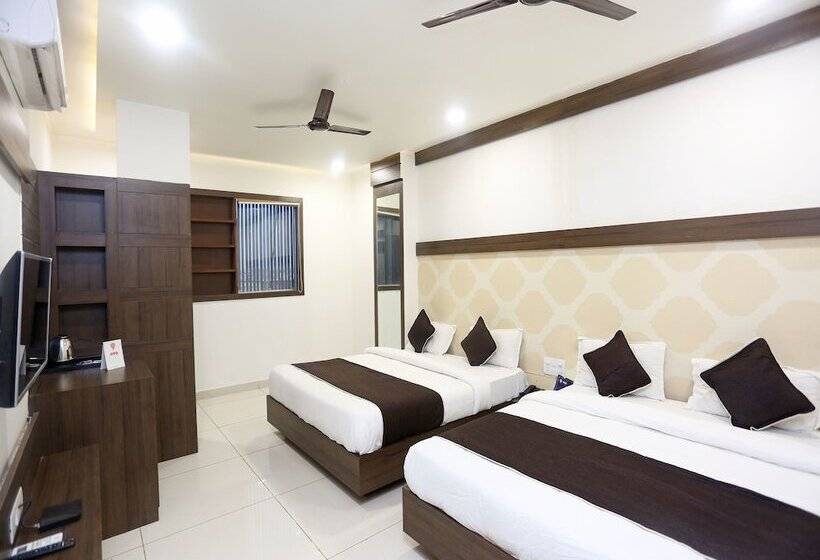 酒店 Central Grand By Oyo Rooms