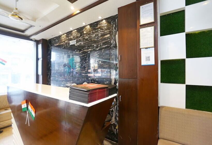 酒店 Central Grand By Oyo Rooms