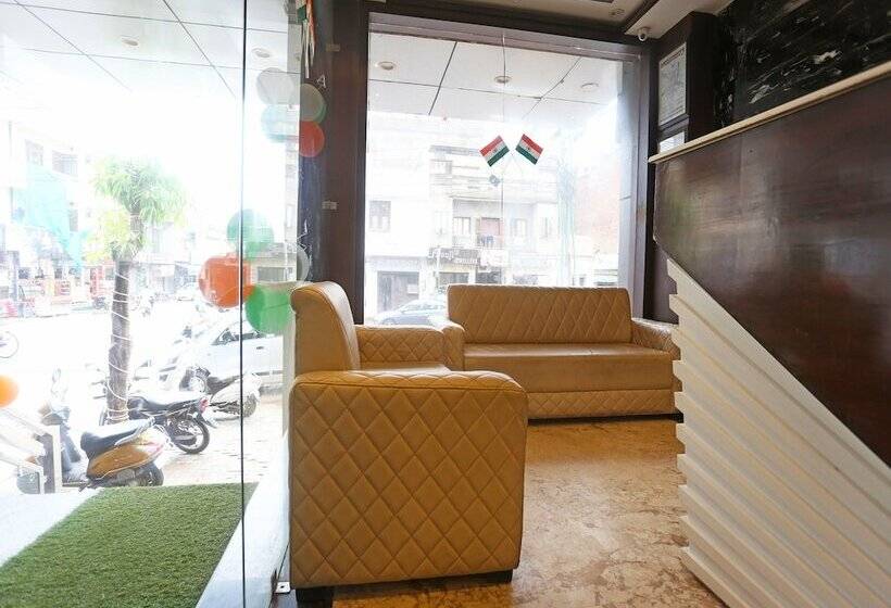 酒店 Central Grand By Oyo Rooms