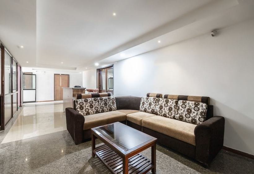 Отель Century Executive By Oyo Rooms