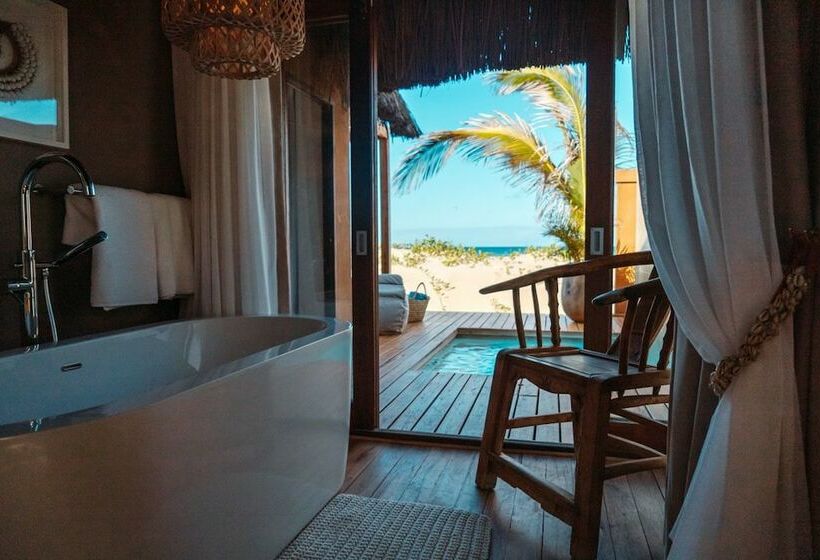 ホテル Eclectic Beach Retreat