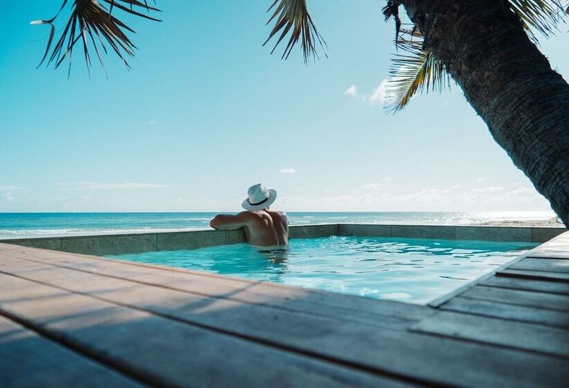 ホテル Eclectic Beach Retreat