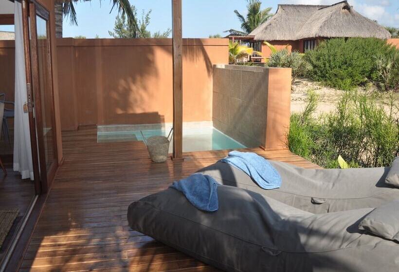 ホテル Eclectic Beach Retreat