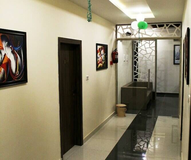 Eco Inn Hotel By Lime Tree