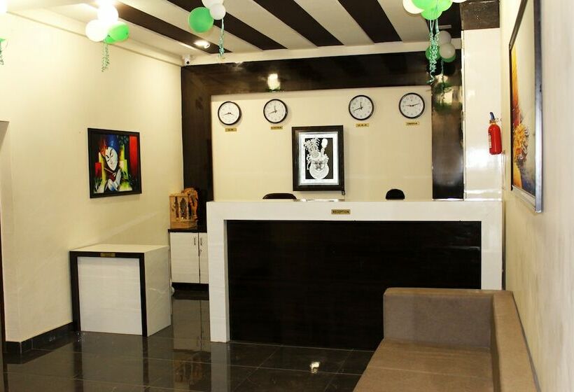 Eco Inn Hotel By Lime Tree