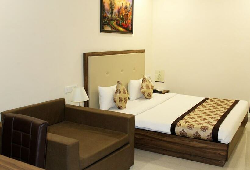 Eco Inn Hotel By Lime Tree