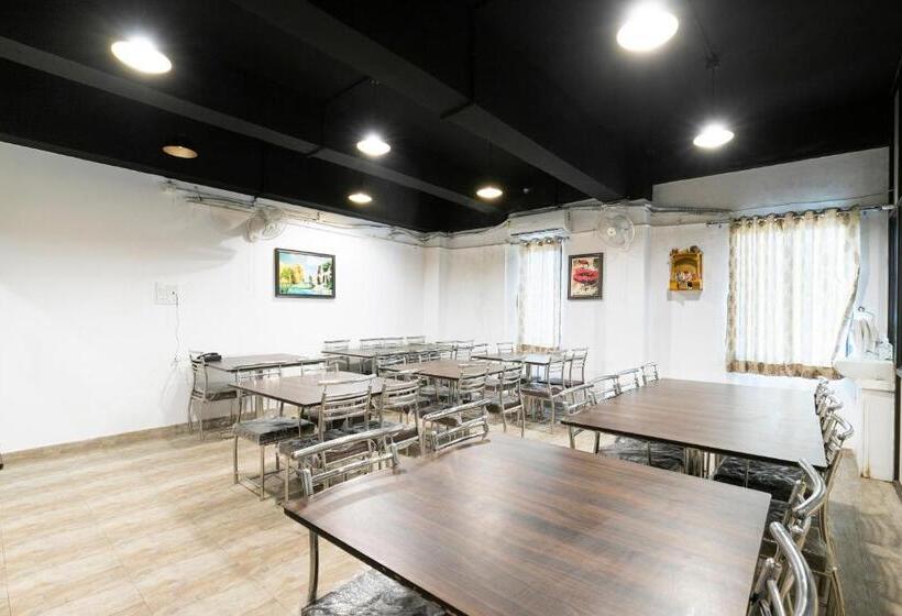 Eco Inn Hotel By Lime Tree