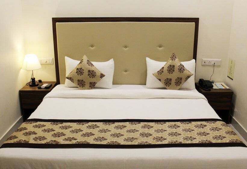 Eco Inn Hotel By Lime Tree