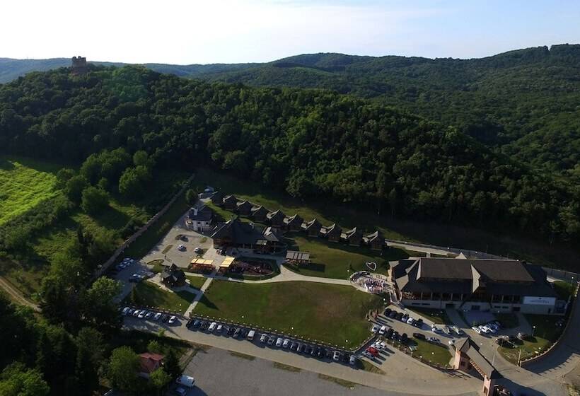 هتل Etno Naselje Vrdnička Kula