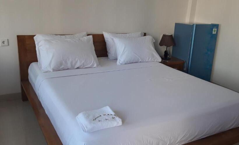 בית מלון כפרי Grand Raka Homestay