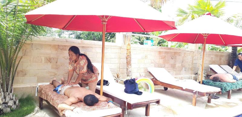 בית מלון כפרי Grand Raka Homestay