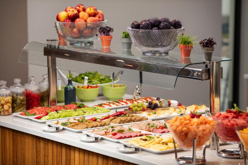 בית מלון כפרי Holiday Inn Gdansk   City Centre, An Ihg