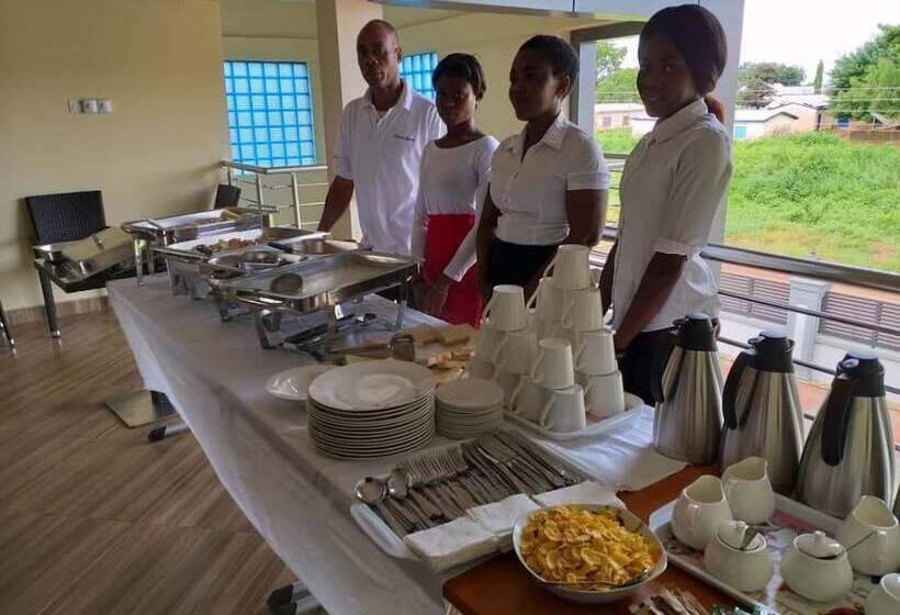 ホテル Jeyads Lodge