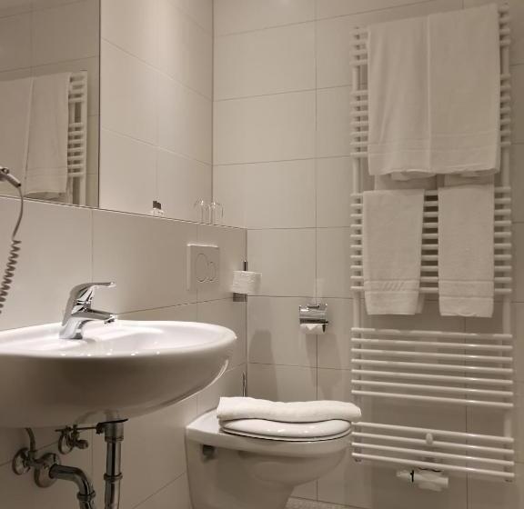 Отель Landgasthof Zum Herz